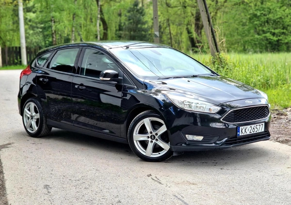 Ford Focus cena 34800 przebieg: 118000, rok produkcji 2015 z Kraków małe 596